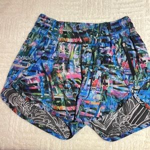Lululemon Seawheeze shorts size 4